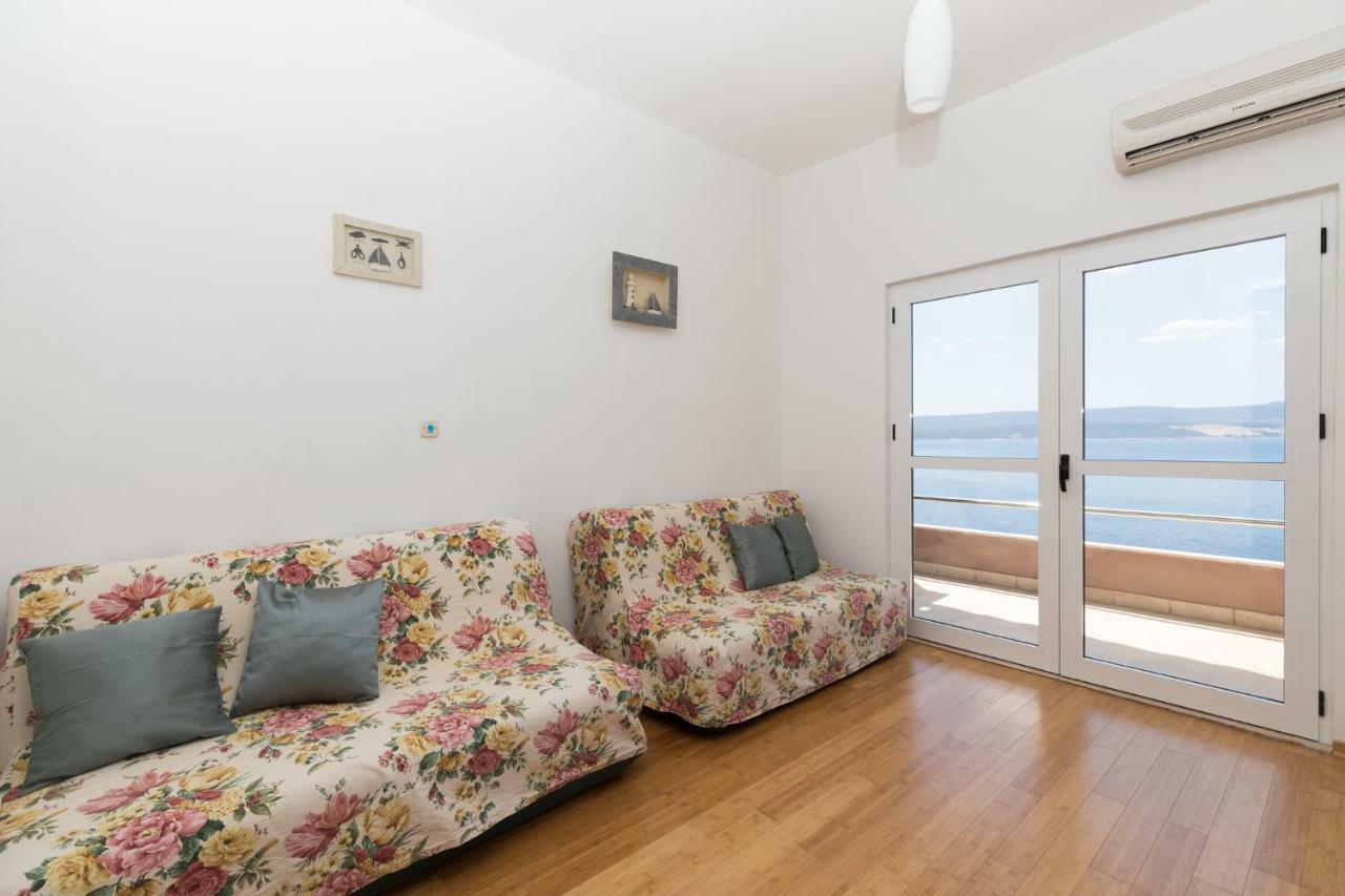 The View Apartment Mimice Bagian luar foto